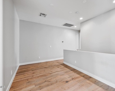 3030 N 38th Street - Photo Thumbnail 22