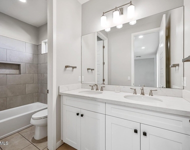 3030 N 38th Street - Photo Thumbnail 23