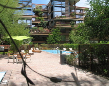 7117 E Rancho Vista Drive - Photo Thumbnail 8