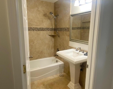 4341 E Vernon Avenue - Photo Thumbnail 11