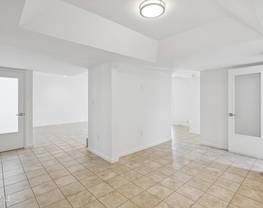 7901 E Plaza Avenue - Photo Thumbnail 17