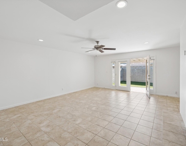 7901 E Plaza Avenue - Photo Thumbnail 4