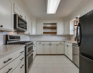 3213 Nw 61st Place - Photo Thumbnail 11