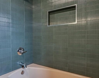 3213 Nw 61st Place - Photo Thumbnail 21