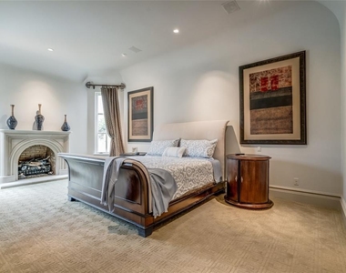 5701 Mistletoe Court - Photo Thumbnail 26