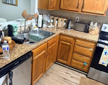 6332 Windsor Gate Lane - Photo Thumbnail 7