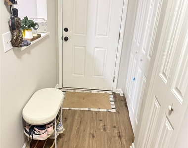 6332 Windsor Gate Lane - Photo Thumbnail 4
