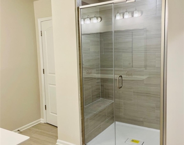 402 Sagecroft Lane - Photo Thumbnail 13