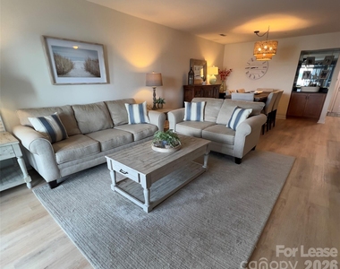 18629 Vineyard Point Lane - Photo Thumbnail 2