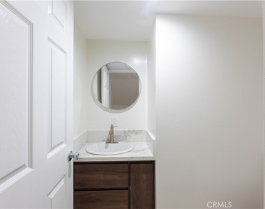 16708 Oleander Circle - Photo Thumbnail 16