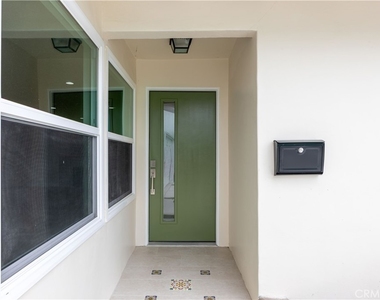 16708 Oleander Circle - Photo Thumbnail 2