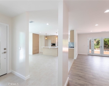 16708 Oleander Circle - Photo Thumbnail 4
