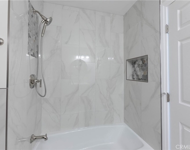 16708 Oleander Circle - Photo Thumbnail 19
