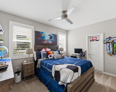 643 Winchester Drive - Photo Thumbnail 20