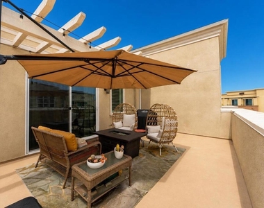 643 Winchester Drive - Photo Thumbnail 33