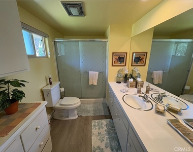 49005 Washington - Photo Thumbnail 6