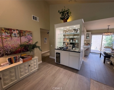 49005 Washington - Photo Thumbnail 1