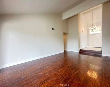 3357 Bent Twig Ln - Photo Thumbnail 4