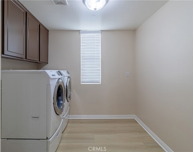 2272 Mary Clare Street - Photo Thumbnail 7