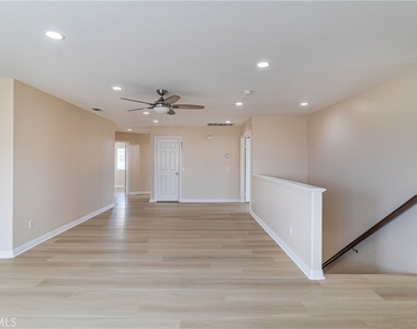 2272 Mary Clare Street - Photo Thumbnail 12