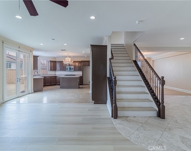 2272 Mary Clare Street - Photo Thumbnail 10
