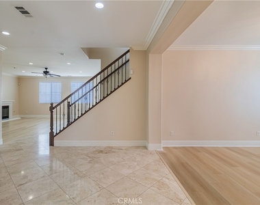 2272 Mary Clare Street - Photo Thumbnail 3