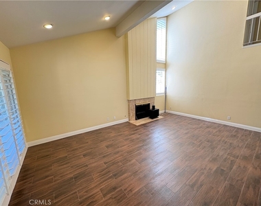 20409 Tufts Circle - Photo Thumbnail 4