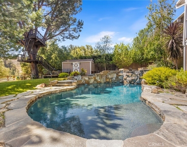 1014 Hacienda - Photo Thumbnail 28