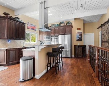 1014 Hacienda - Photo Thumbnail 47