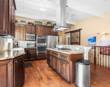 1014 Hacienda - Photo Thumbnail 45