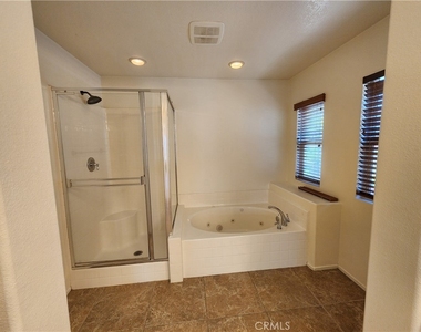 35996 Red Bluff Place - Photo Thumbnail 24