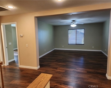 35996 Red Bluff Place - Photo Thumbnail 18
