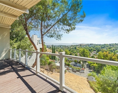 5102 Medina Road - Photo Thumbnail 4