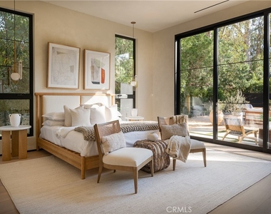 23340 Collins - Photo Thumbnail 25