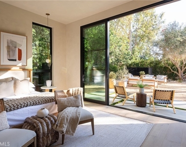 23340 Collins - Photo Thumbnail 26