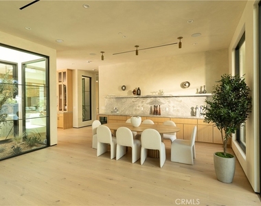 23340 Collins - Photo Thumbnail 18