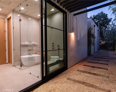 23340 Collins - Photo Thumbnail 29