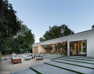 23340 Collins - Photo Thumbnail 2