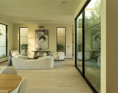 23340 Collins - Photo Thumbnail 16