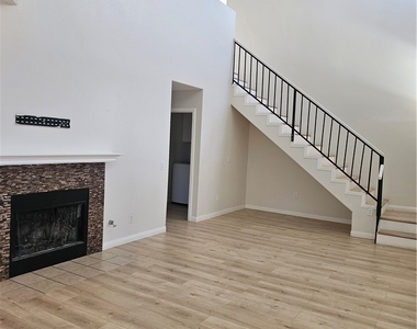 4206 Vahan Court - Photo Thumbnail 7