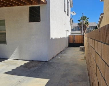 4206 Vahan Court - Photo Thumbnail 20