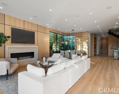 14758 Morrison - Photo Thumbnail 43