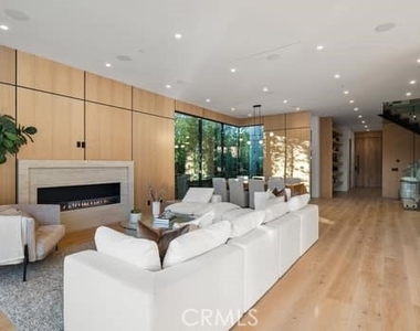 14758 Morrison - Photo Thumbnail 36