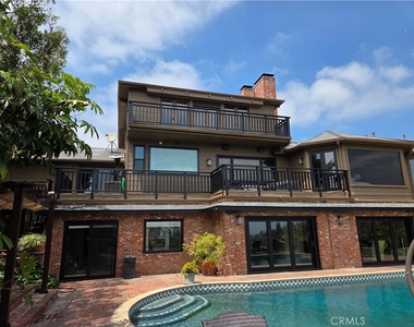 1100 Bel Air Place - Photo Thumbnail 5
