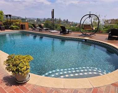 1100 Bel Air Place - Photo Thumbnail 2