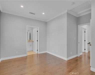 6335 W 82nd Street - Photo Thumbnail 17