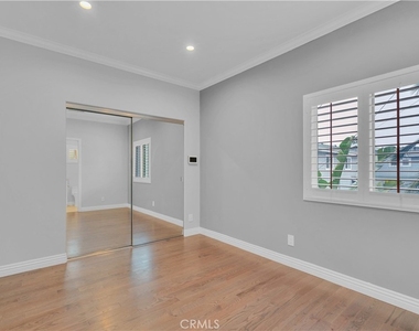 6335 W 82nd Street - Photo Thumbnail 19