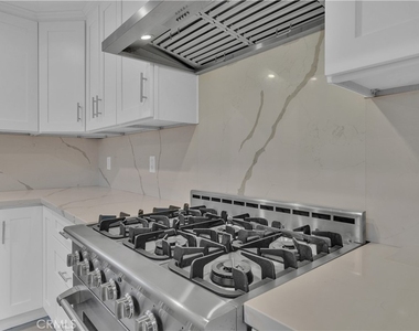 6335 W 82nd Street - Photo Thumbnail 10
