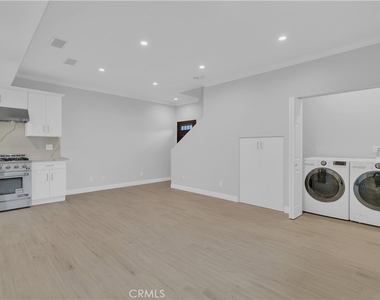 6335 W 82nd Street - Photo Thumbnail 4