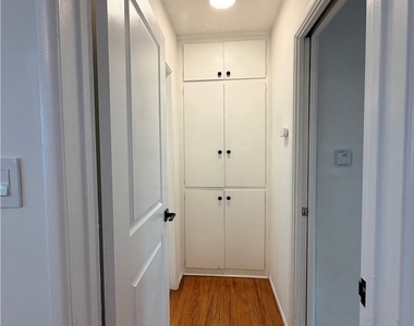 722 Westbourne - Photo Thumbnail 12